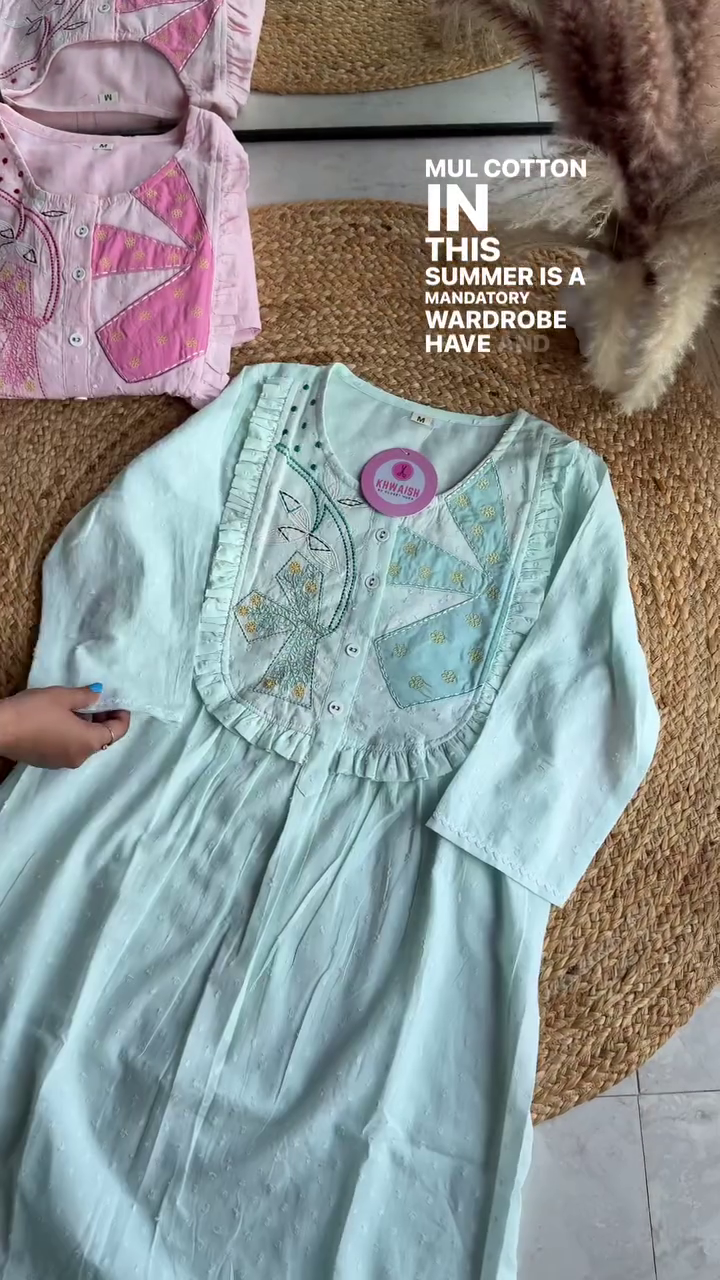 Elegant Organza Embroidered Suit in Pink & Pista – A Subtle Statement of Sophistication