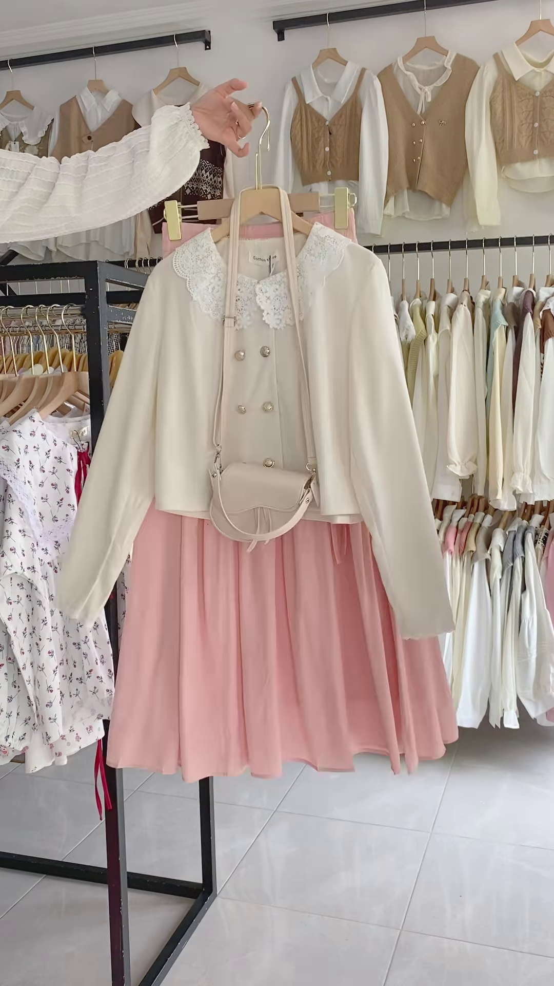 Charming Women's Embroidered Blouse and Layered Tulle Skirt Outfit with Crossbody Bag - Image 7