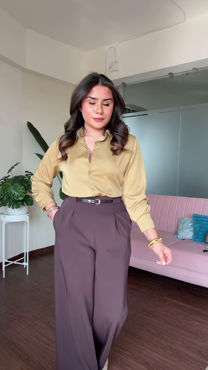 Elegant Satin Blouse with Twisted Front Detail and Long Sleeves - Image 2