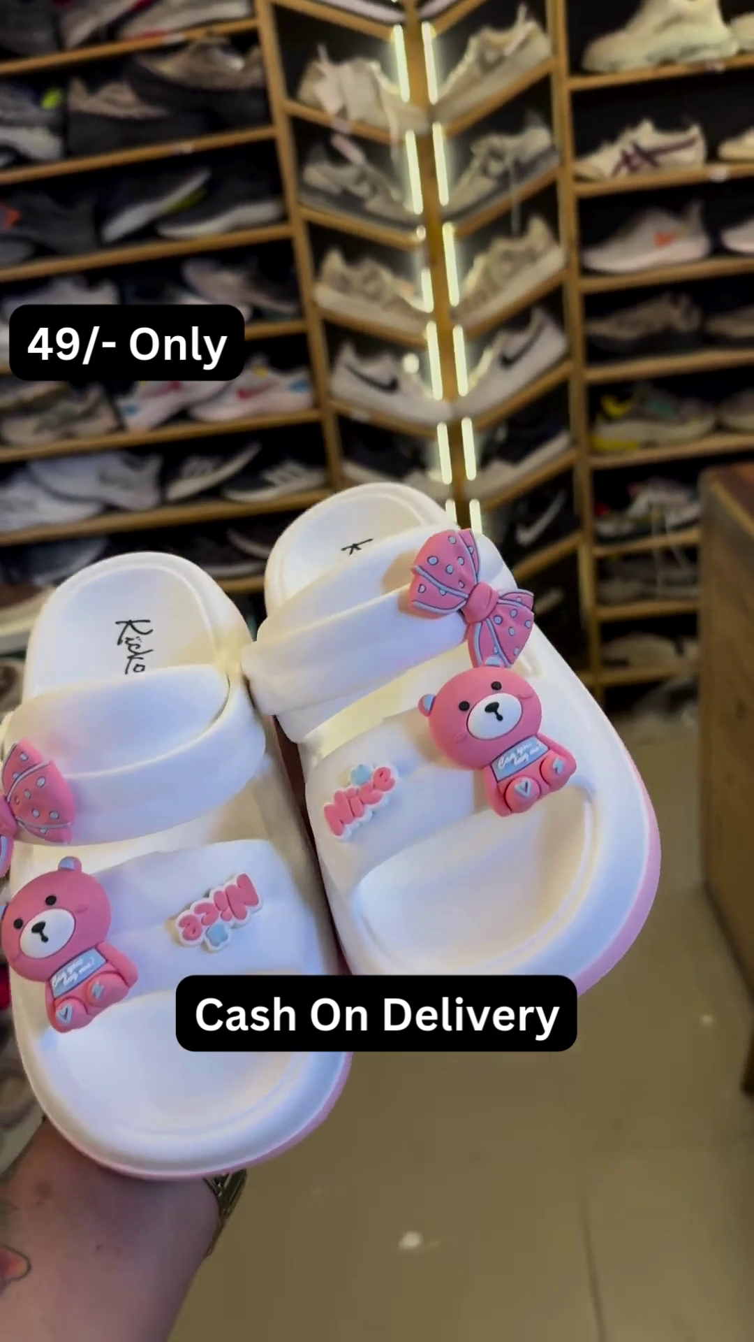 Cute White Kids' Slides with Pink Bear and Bow Accents