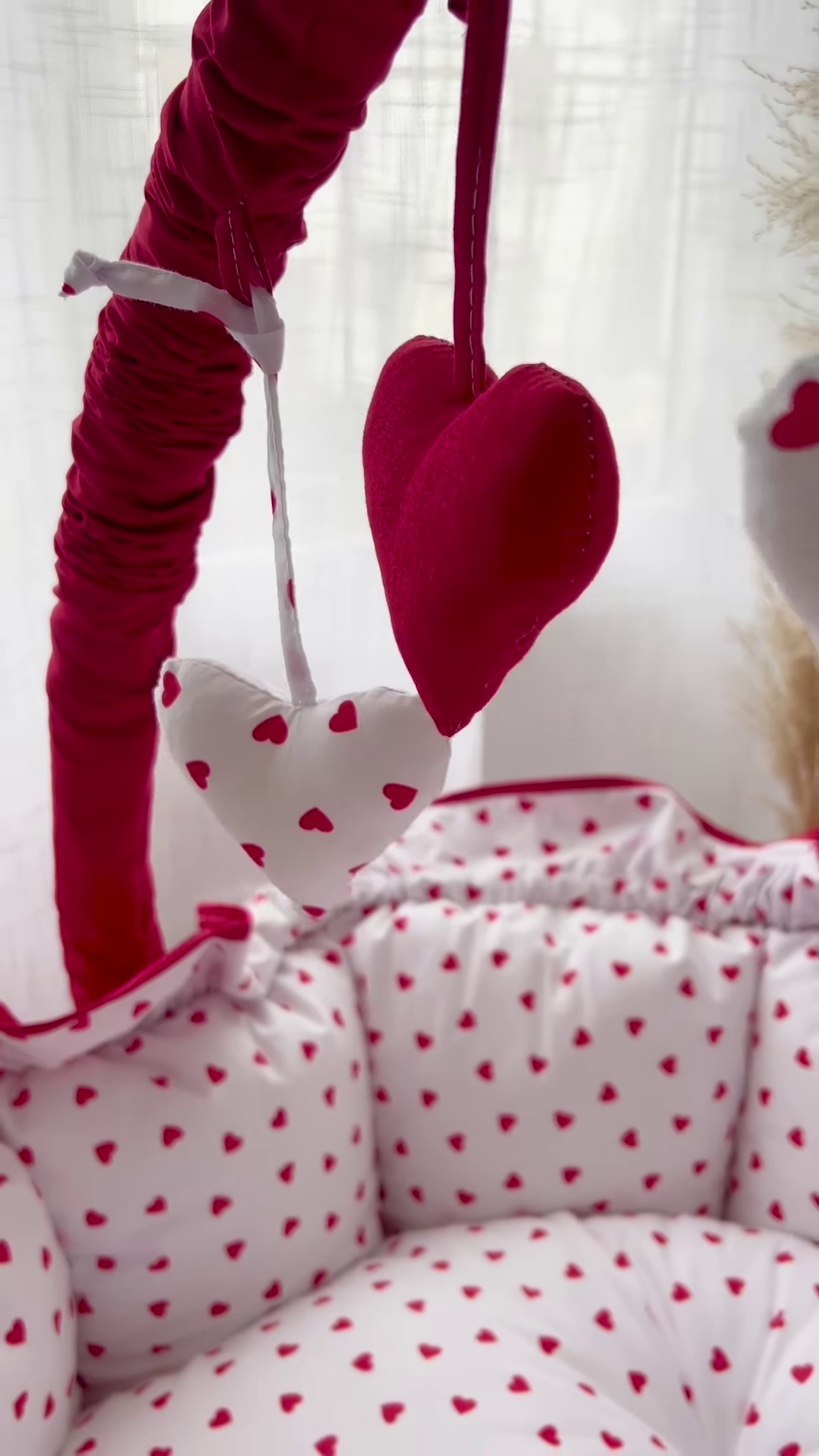 Cozy Baby Bassinet with Heart Print and Hanging Heart Mobiles - Image 2