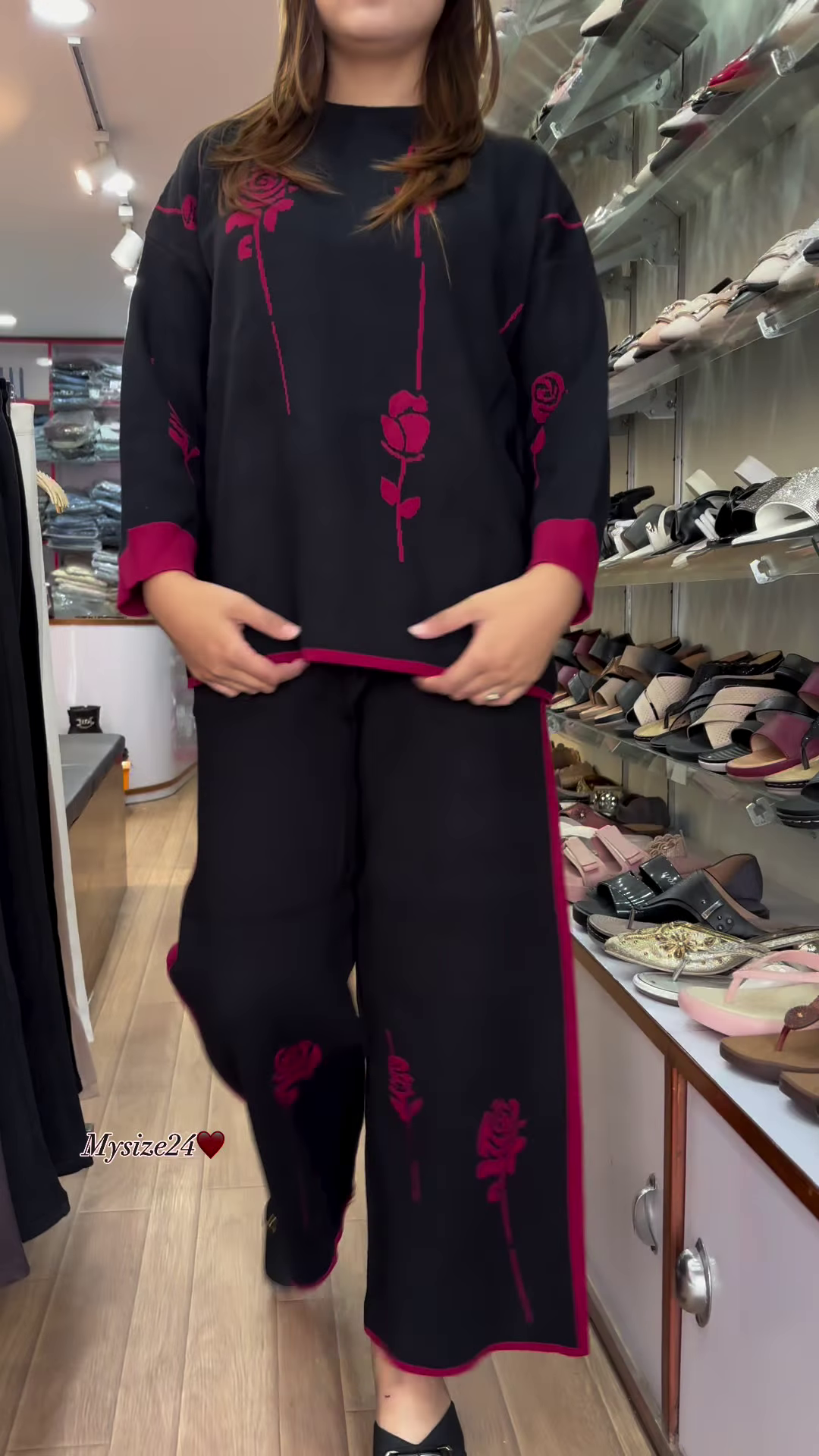 Floral Print Sweatshirt & Jogger Co-ord Set ๐ธ Available in Light Pink, Purple & Black - Image 4