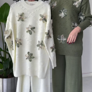 3D Floral Appliqué Knit Co-ord Set 🌸 Available in Green & White