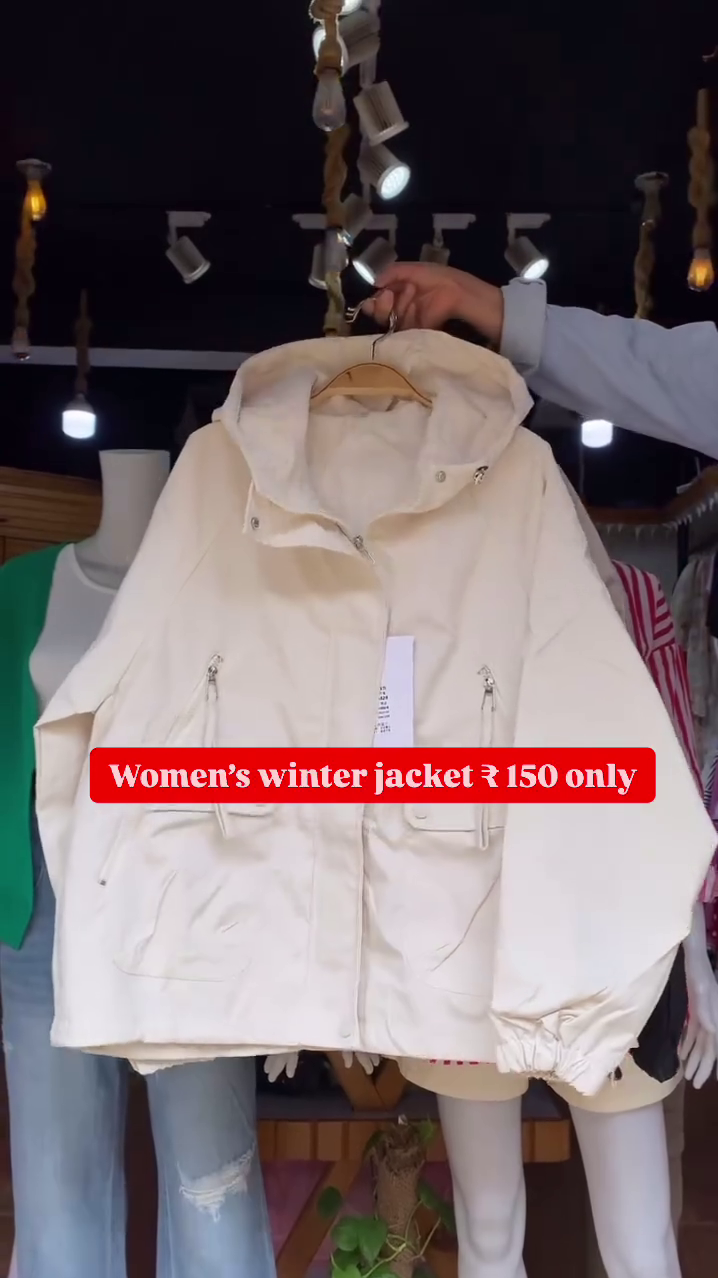 Women's Black Winter Jacket 🖤 Hooded Zip-Up with Pockets – Cozy & Minimal - Image 3