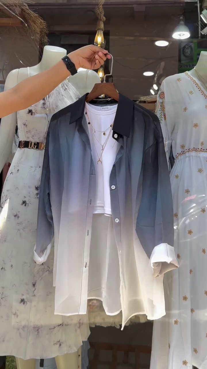 Women’s Gradient Purple-White Button-Up Shirt with Layered Necklace and Crop Top – Trendy Street Style - Image 3