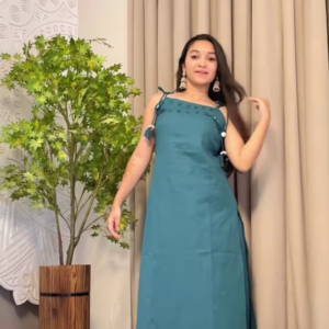 Women’s Teal Sleeveless Kurta Pant Set with Tassel Straps – Elegant Indo-Western Ethnic Ensemble