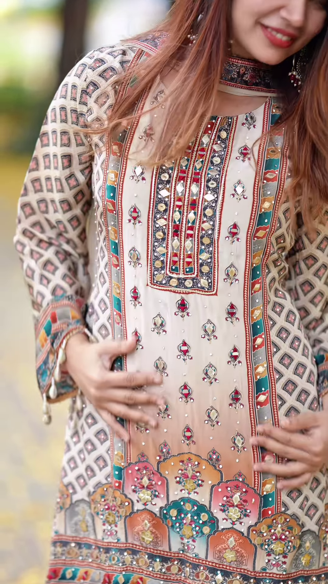 Elegant Printed Kurti with Mirror Embellishments and Coordinating Palazzo Pants - Image 4