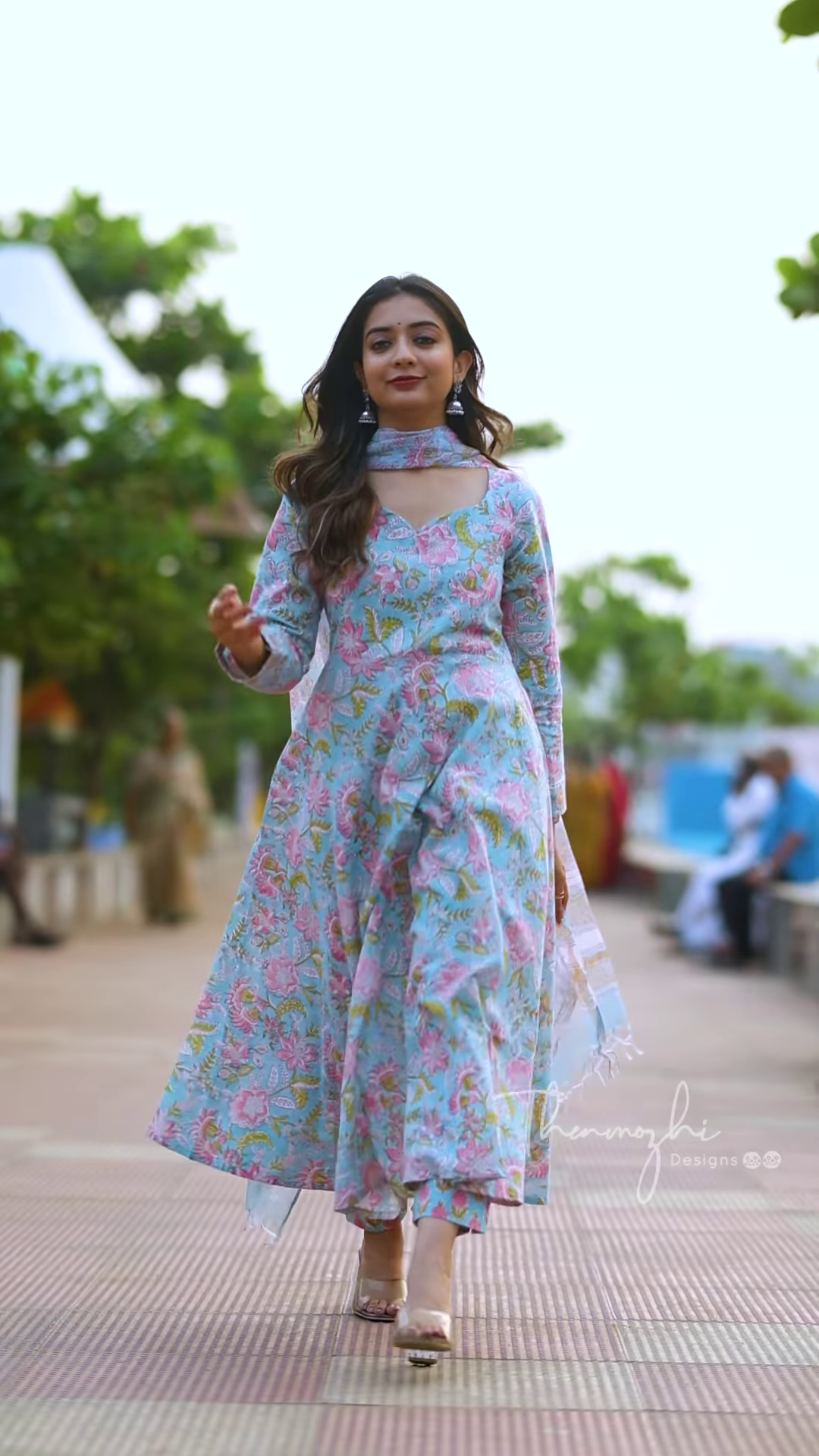 Elegant Long-Sleeved Printed Anarkali Kurti with Coordinating Dupatta - Image 2